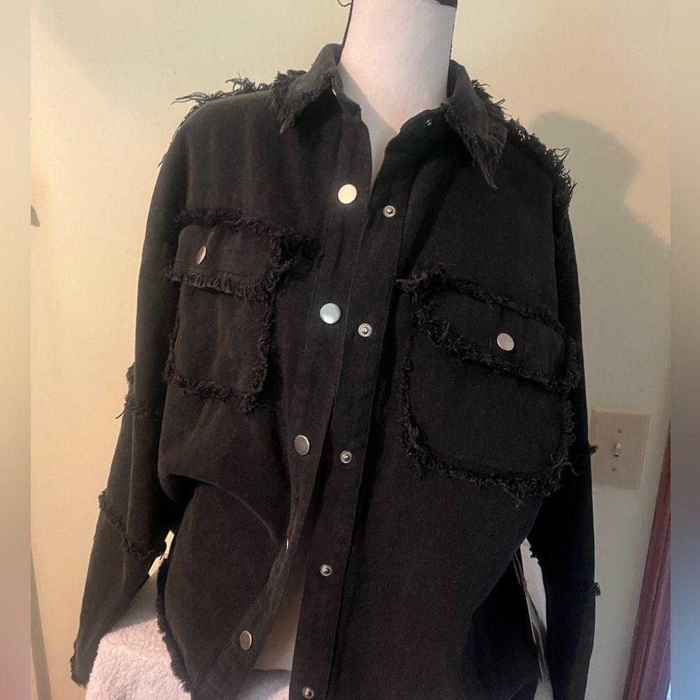 Denim Jacket‎ - Picture 3 of 6